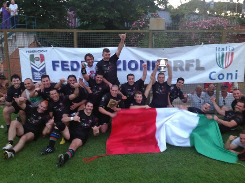 gladiators festeggiano titolo 2013