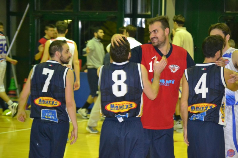 grotta basket la festa dopo la vittoria di frascati