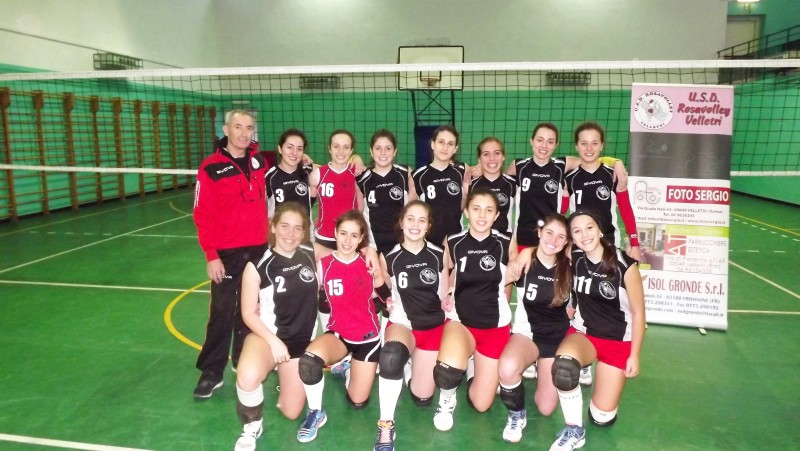 LA PRIMA DIVISIONE FEMMINILE DELLA ROSAVOLLEY VELLETRI----- (2)